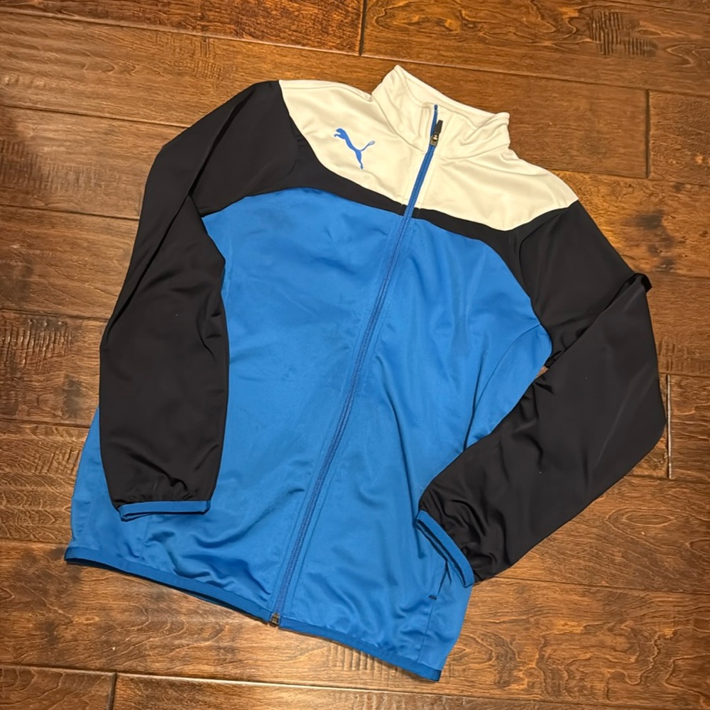 Puma Jacket Long Sleeve size YXL